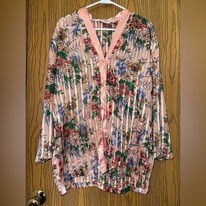 Victoria’s Secret Vintage Gold Label Floral Sexy Pajama Top Size Small